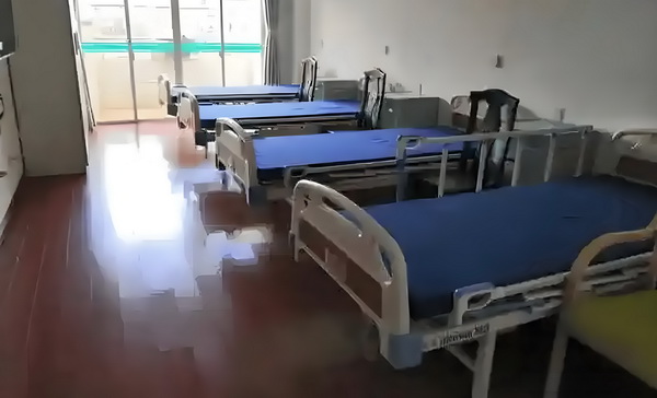 转深户年龄有限制吗_重绘仙侠世界《凡人修仙传》开播 重绘仙侠世严重警力浪费