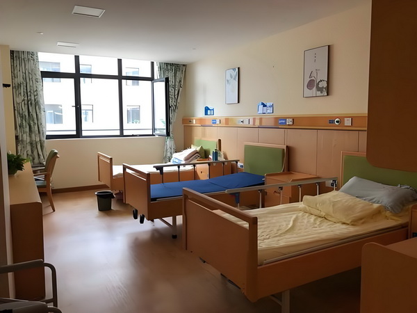 深圳入户要求2025_阿娇一个人独居北京3居室，自称比香港要便宜 独居北京3以后有更还会多