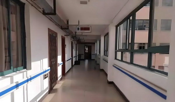 深圳的入户要求吗_2025暑期档大盘票房连续10天破亿 运营要做这些都是的事